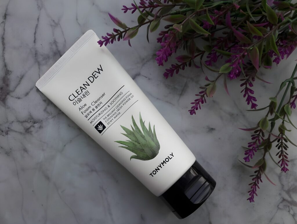 TONYMOLY Clean Dew Foam Aloe Cleanser 180ml