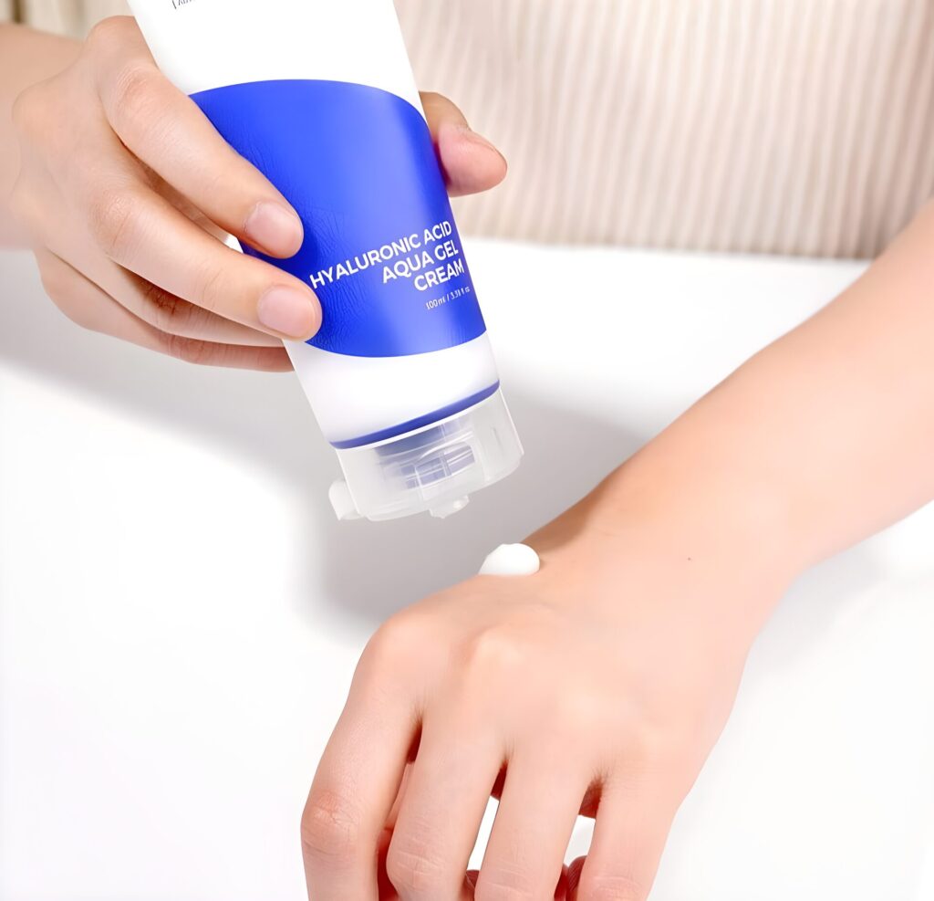 Isntree Hyaluronic Acid Aqua Gel Cream