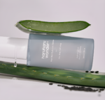 Haruharu WONDER Black Rice Hyaluronic Essence 50ml Haruharu WONDER Black Rice Hyaluronic Essence 50ml
