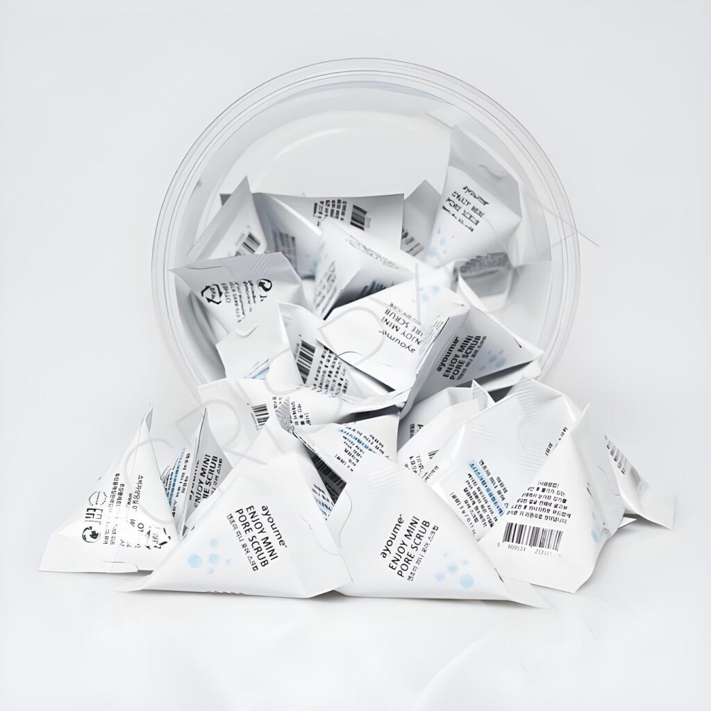 AYOUME Enjoy Mini Pore Scrub