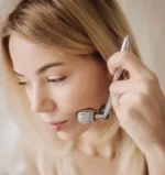 WellDerma Face Lifting Roller Dark Silver